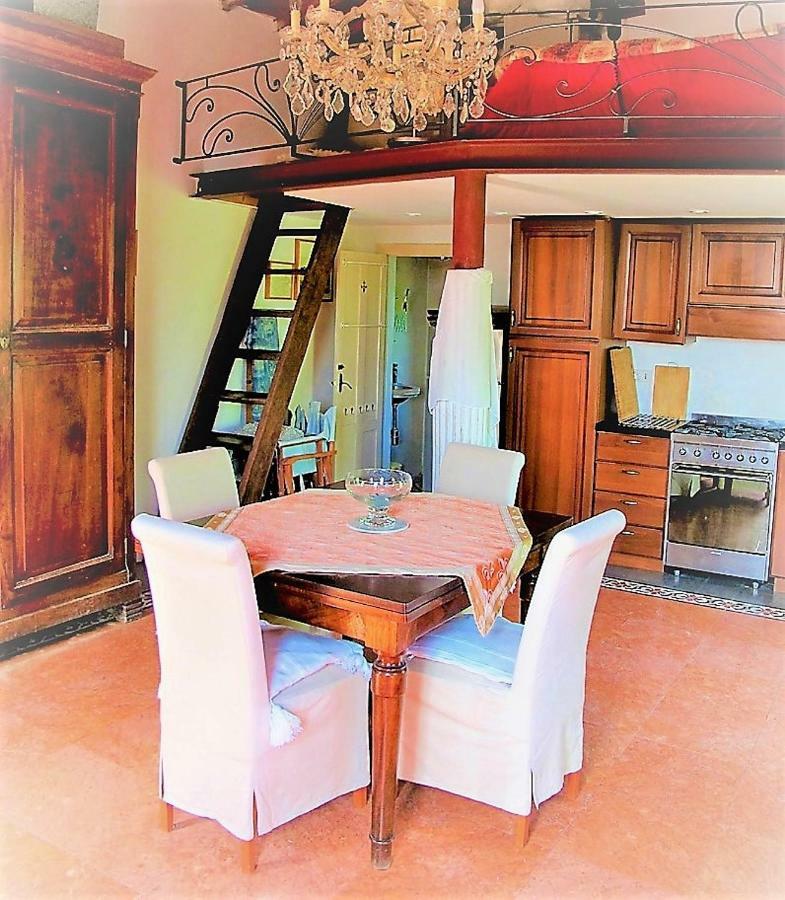 Apartamento Budget Romance Tower Studio Lari Exterior foto